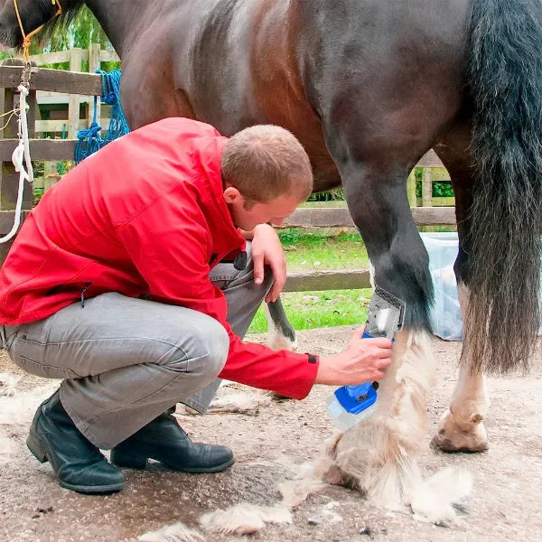Clipora Cordless Horse Clippers US8